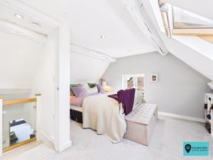 Bedroom- click for photo gallery